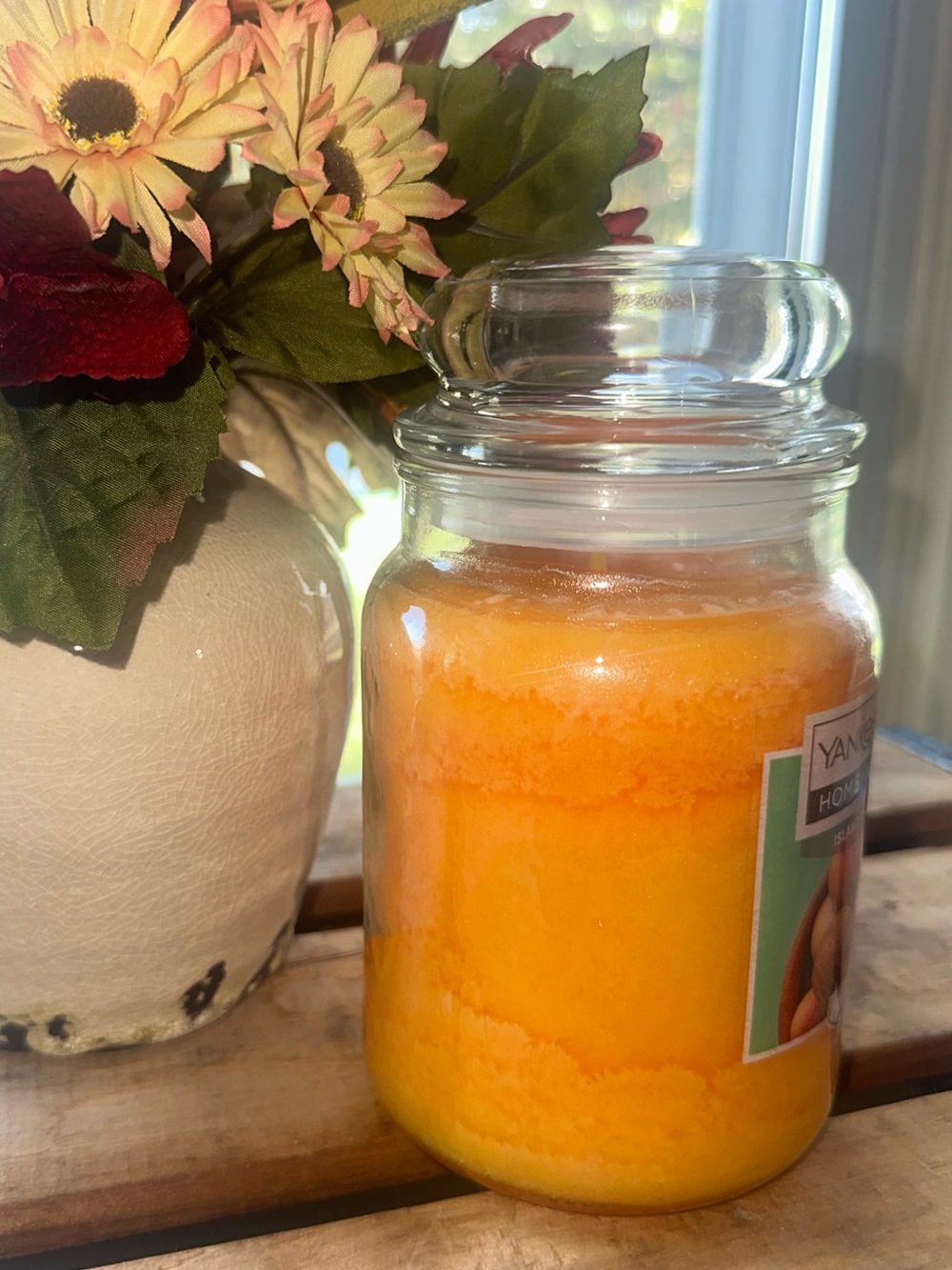 Yankee Candle Large Island Mango Coconut Jar Candle 19 Oz - Picture 4 of 6